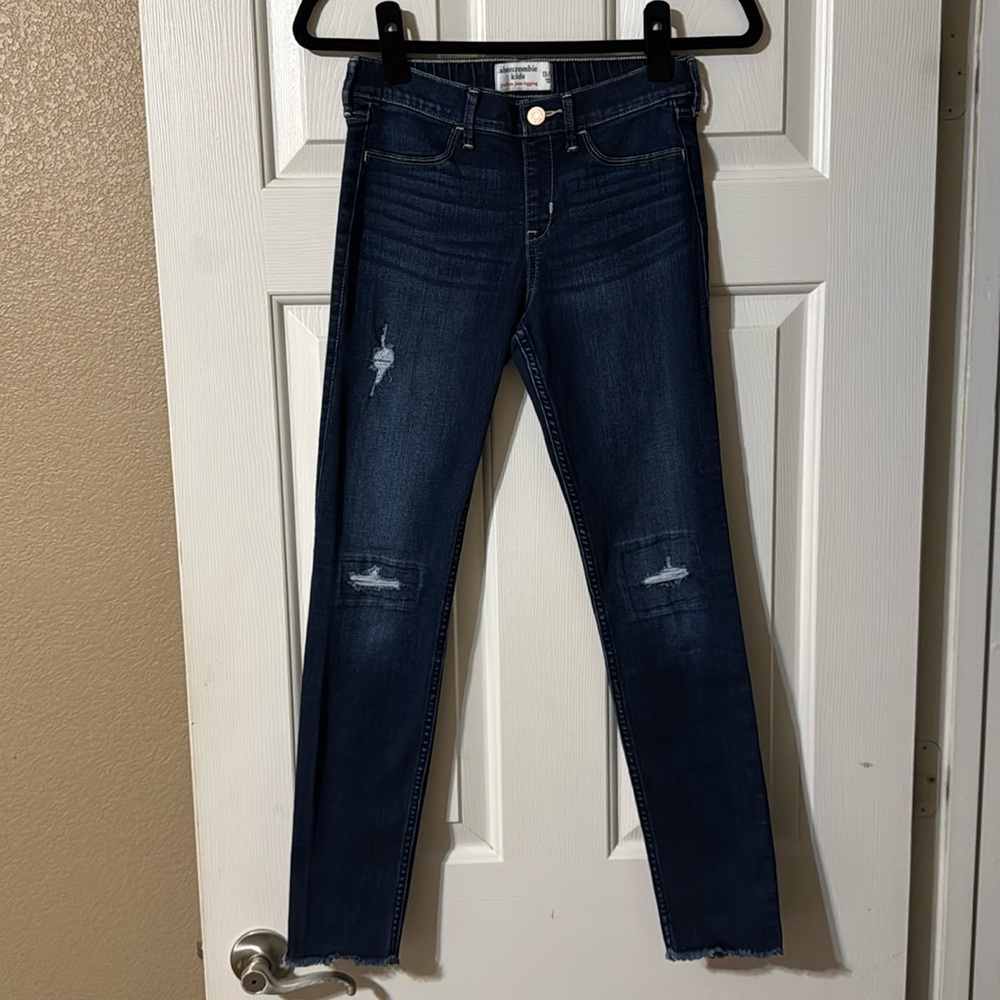 Abercrombie Kids Dark Wash Pull-On Distressed Raw Hem Jean Legging Size 13/14